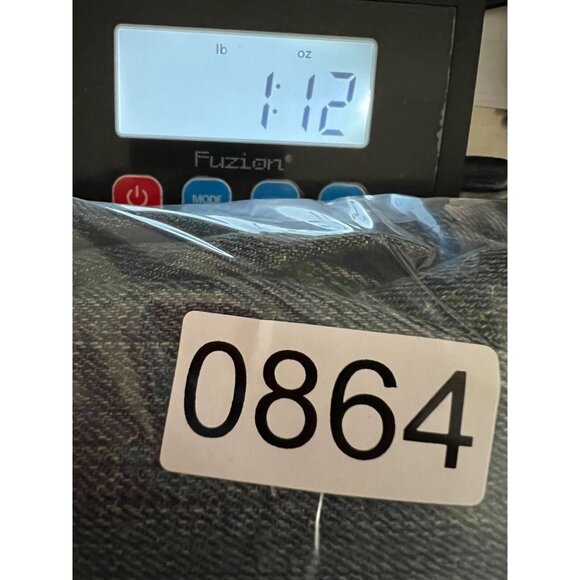 Lucky Brand Mens Jeans 38x33 Distressed Blue Dark Wash Stretch Denim Whiskers 🍀 - Picture 12 of 12